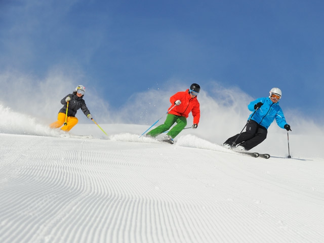 Skiing and snowboarding Montenegro